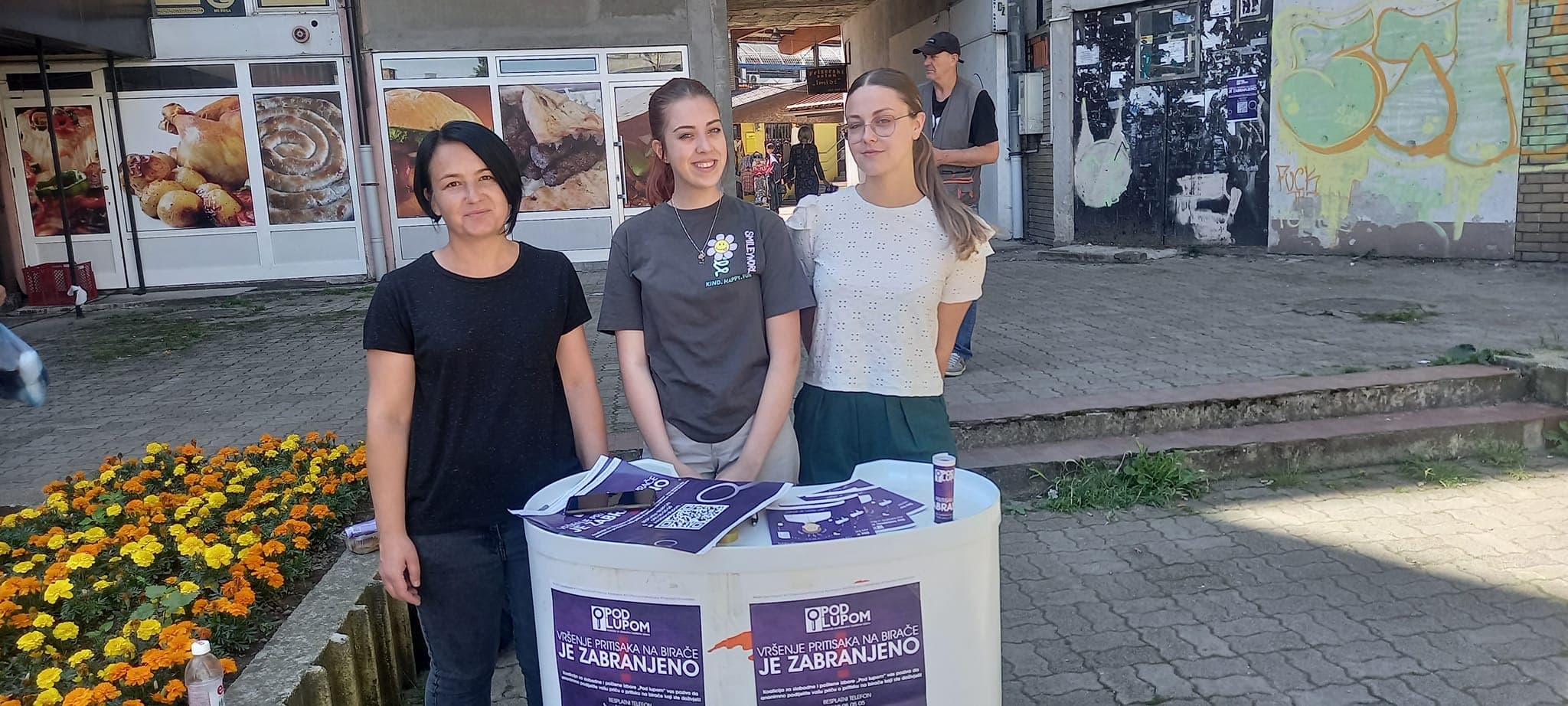 ALD Zavidovići i “Pod lupom” organizovali uličnu akciju i upozorili na pritiske na birače