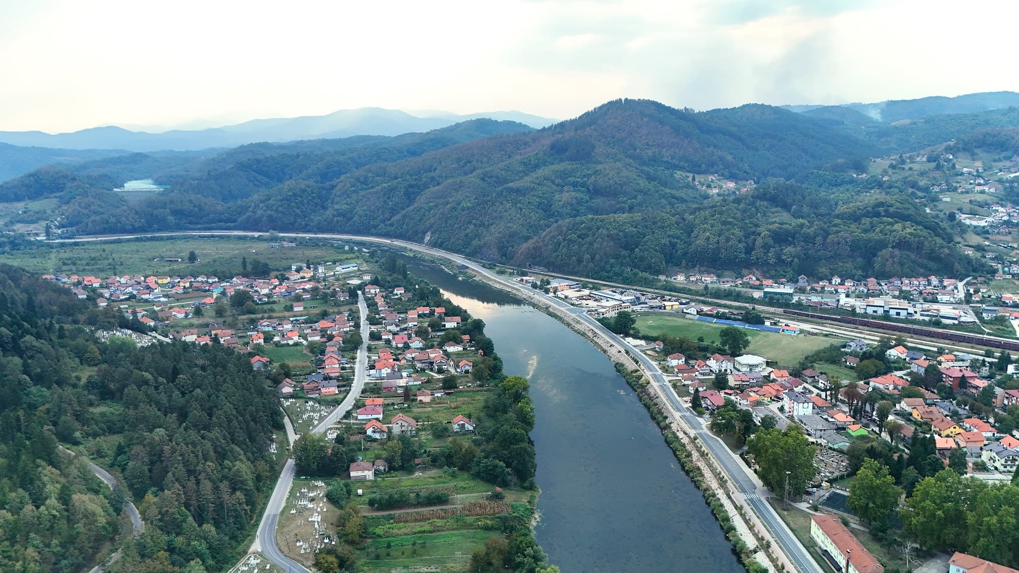 Izdato narandžasto upozorenje zbog mogućih bujičnih poplava i odrona