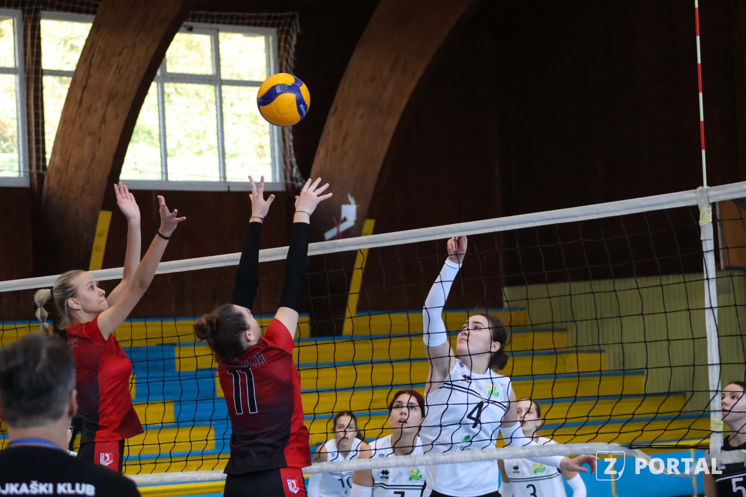 Završena sezona za odbojkašice i odbojkaše Superlige FBiH