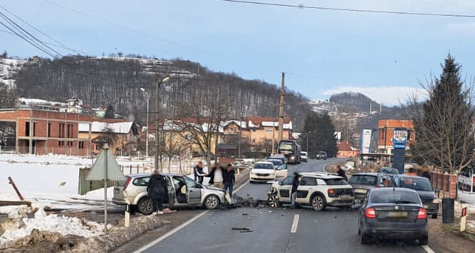 Saobraćajna nezgoda u Šijama, saobraćaj obustavljen