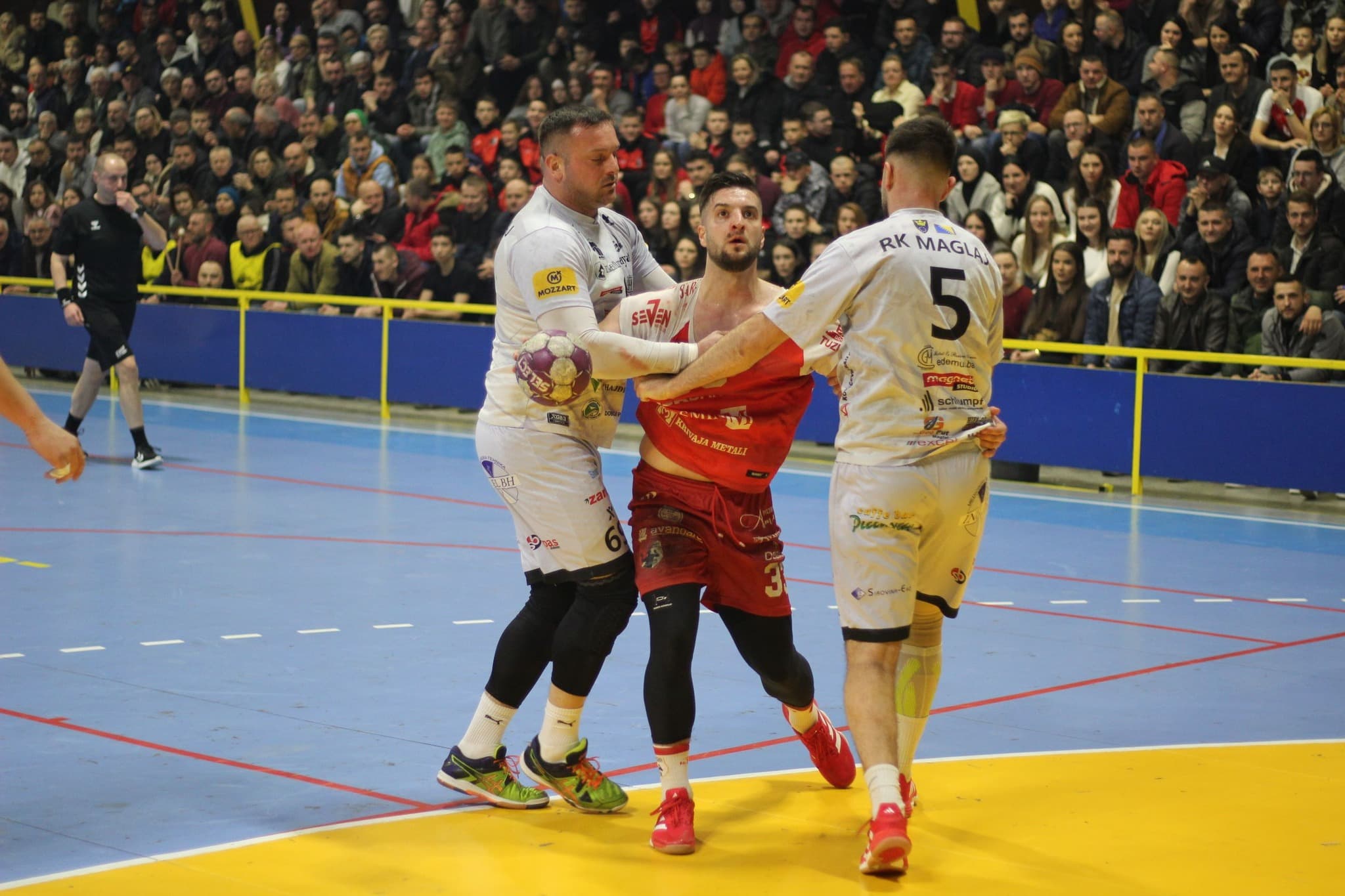 Rukometaši Krivaje sutra dočekuju ekipu Maglaja u komšijskom derbiju