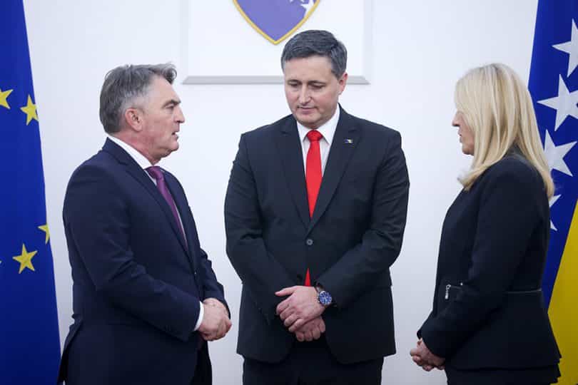 Članovi Predsjedništva BiH uputili čestitke u povodu Bajrama