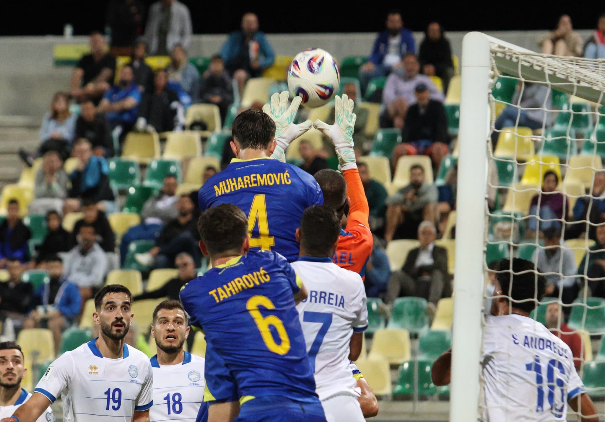 Penal u nadoknadi vremena donio Kipru bod protiv reprezentacije BiH