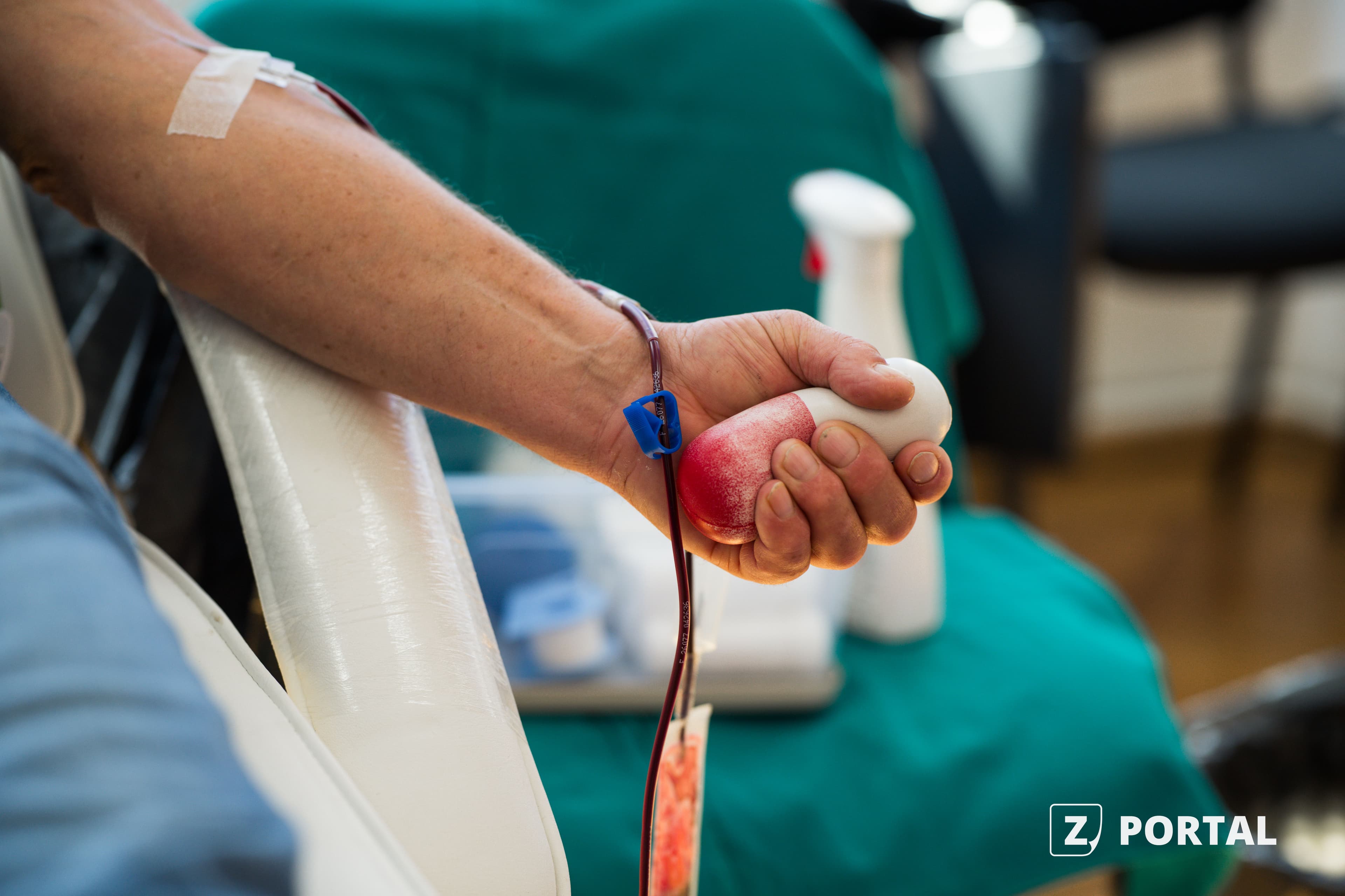 Zavidovići ponovo položili ispit: 86 ljudi darovalo krv, građani satima čekali u redu